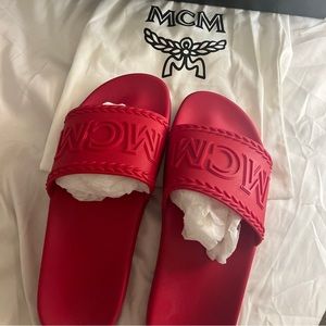 Authentic MCM Slides